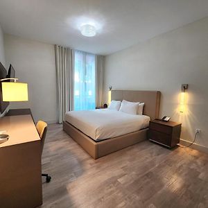 Studio mit Queensize-Bett